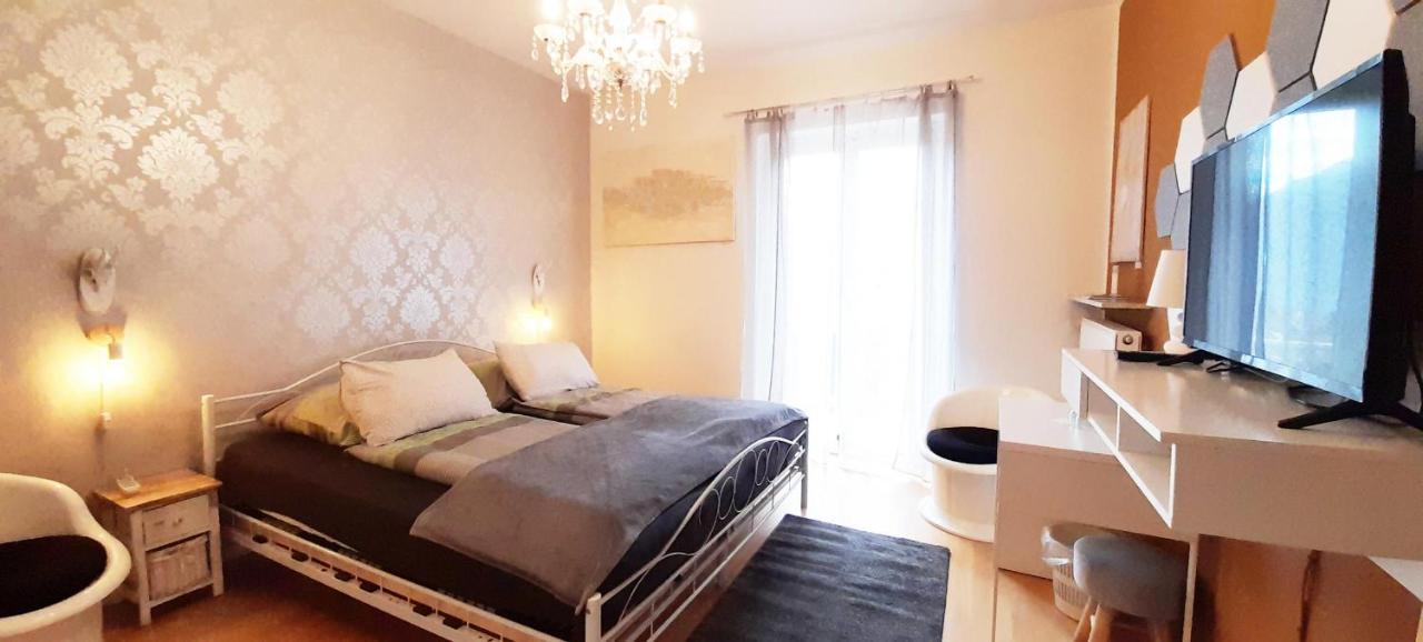 Home Suite Home Bed & Breakfast Meran Buitenkant foto